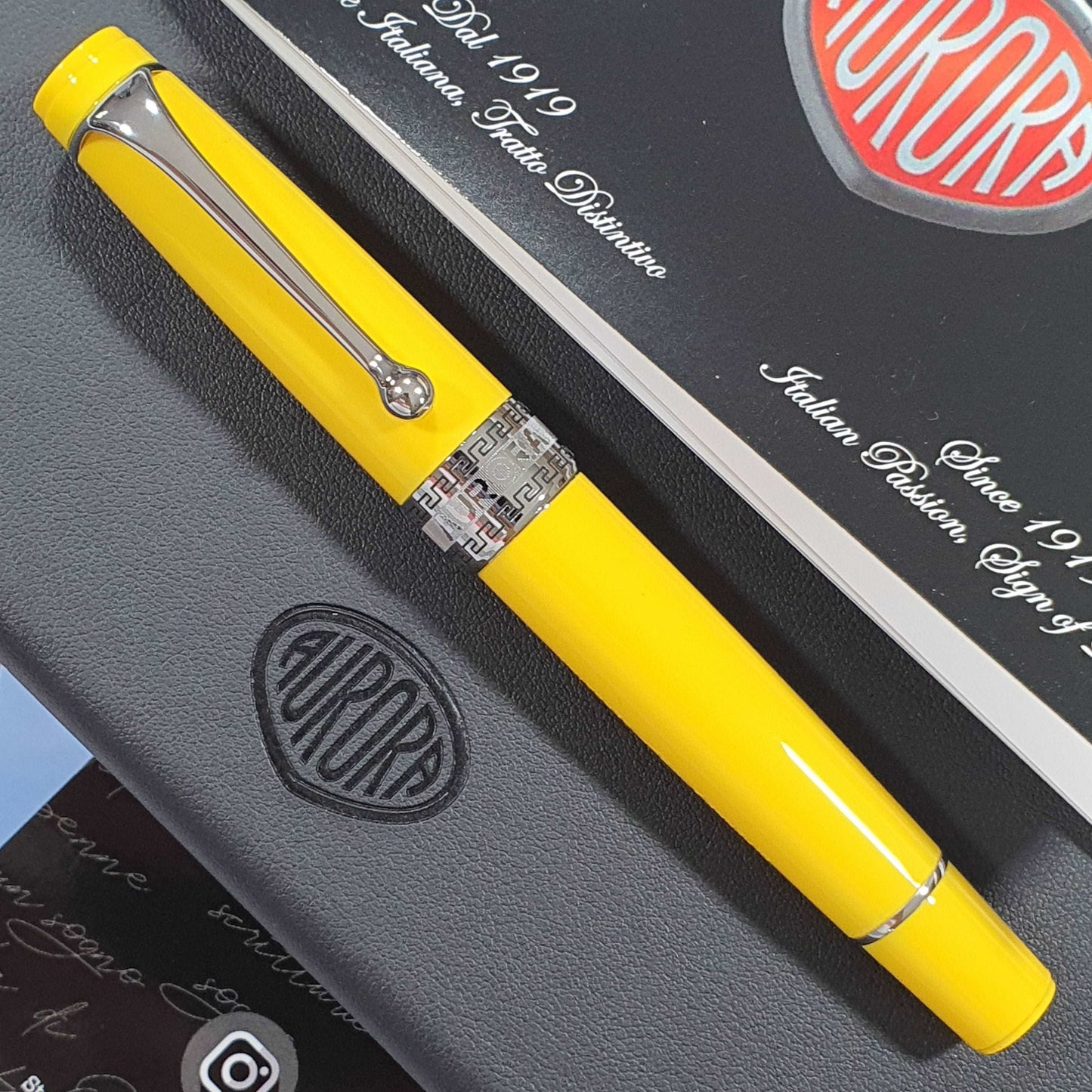 Aurora Optima Flex Yellow Fountain Pen 997-GI (Limited Edition)