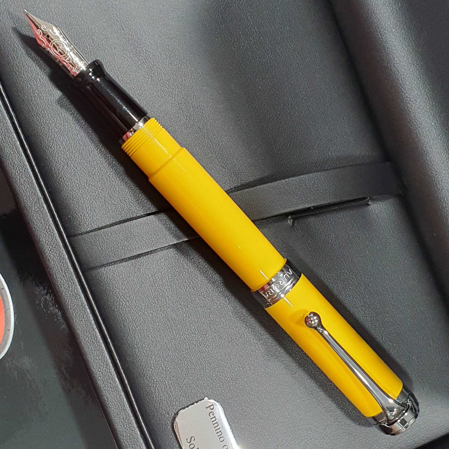 Aurora Talentum Yellow 14K Gold CT Fountain Pen D11-Y