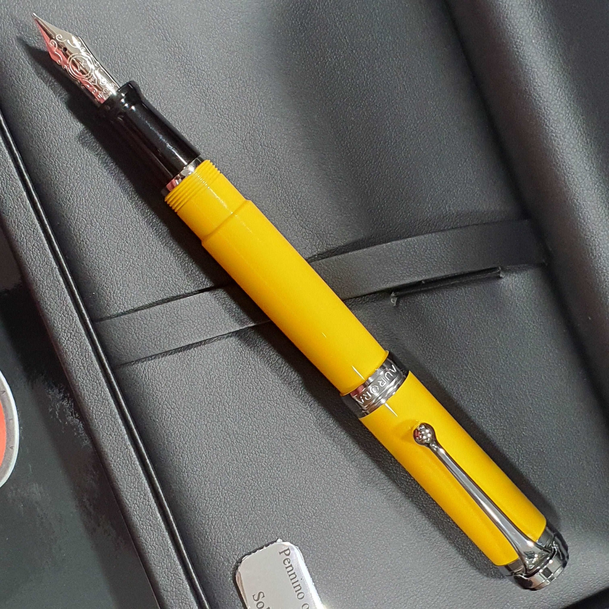 Aurora Talentum Yellow 14K Gold CT Fountain Pen D11-Y