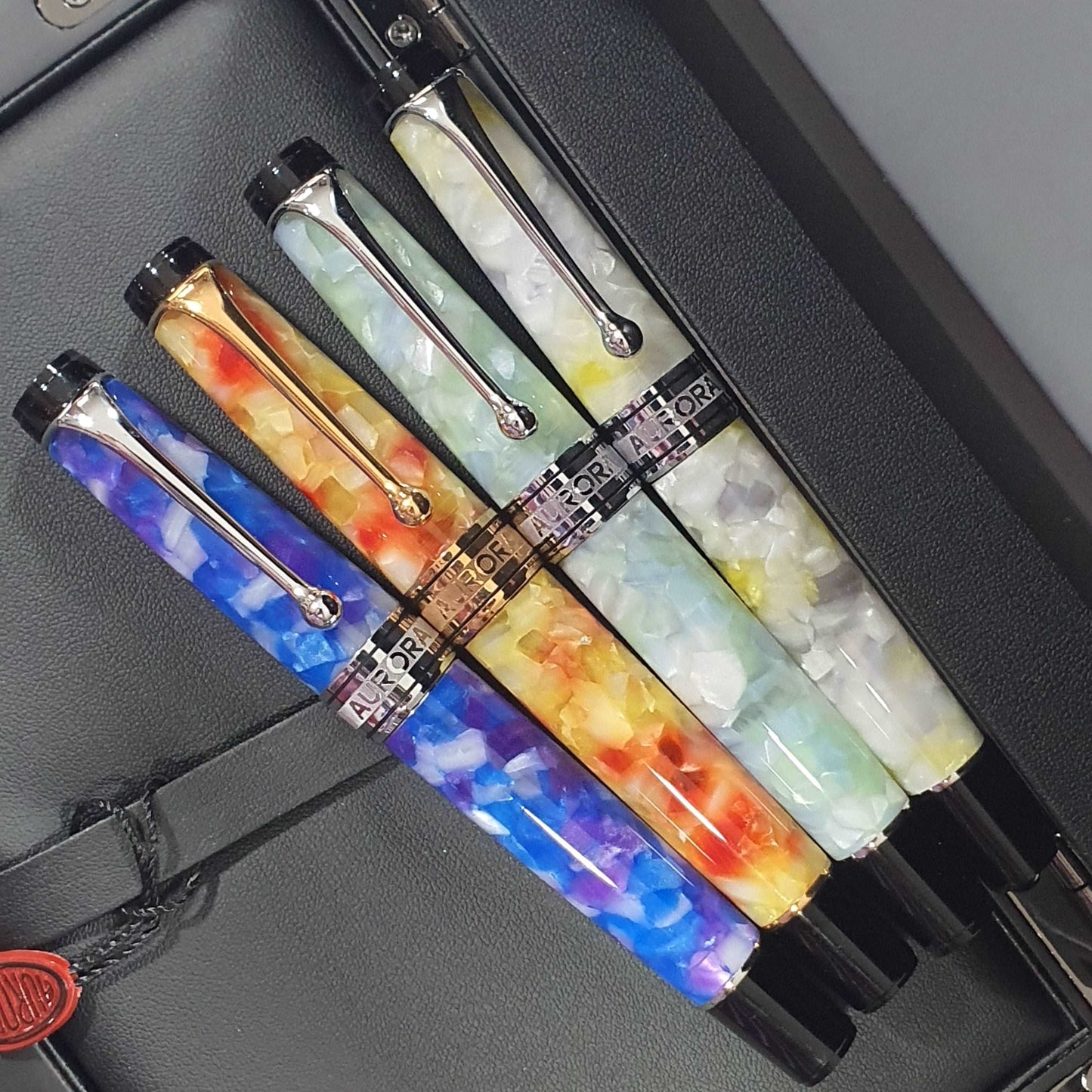 Aurora Optima Caleidoscopio Luce Bianca Fountain Pen 996-CKW (Limited Edition)