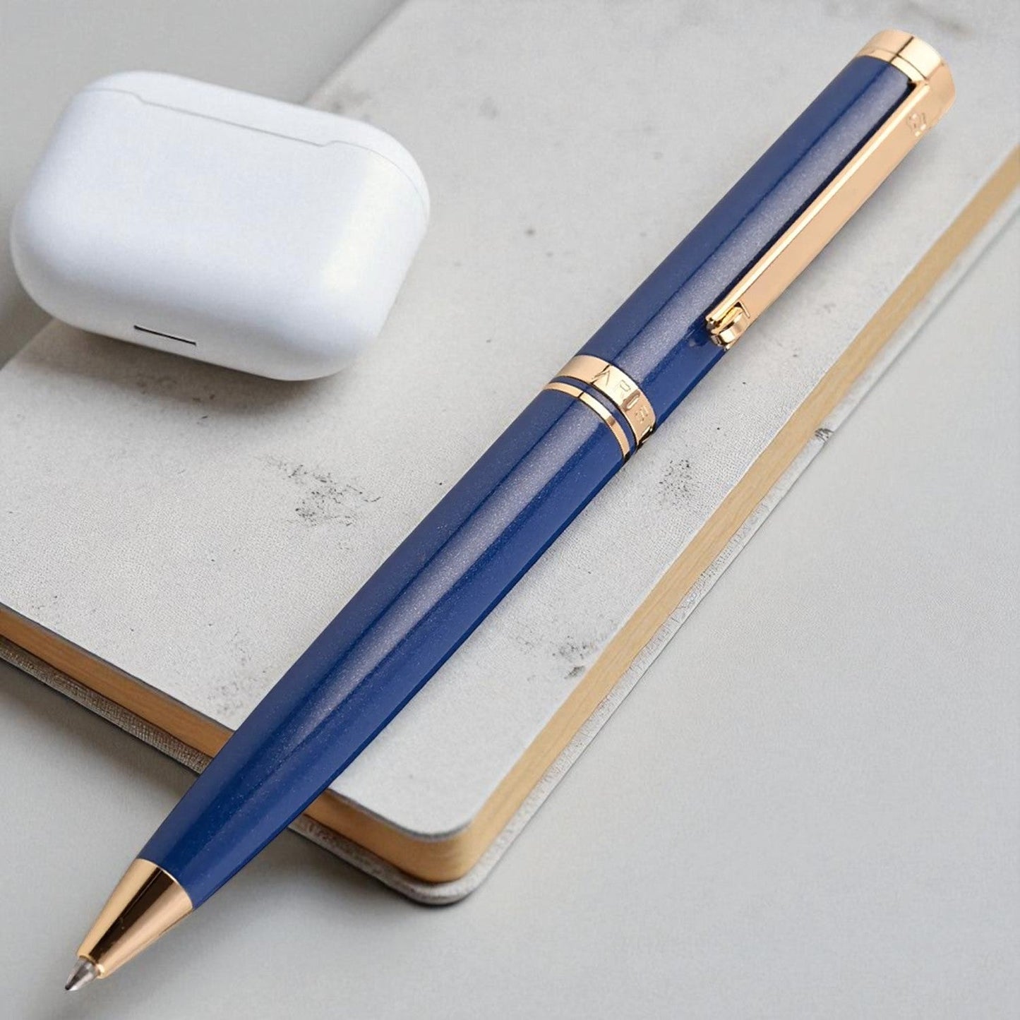 Arista Switch Sapphire Blue GT Ballpoint Pen AE0138