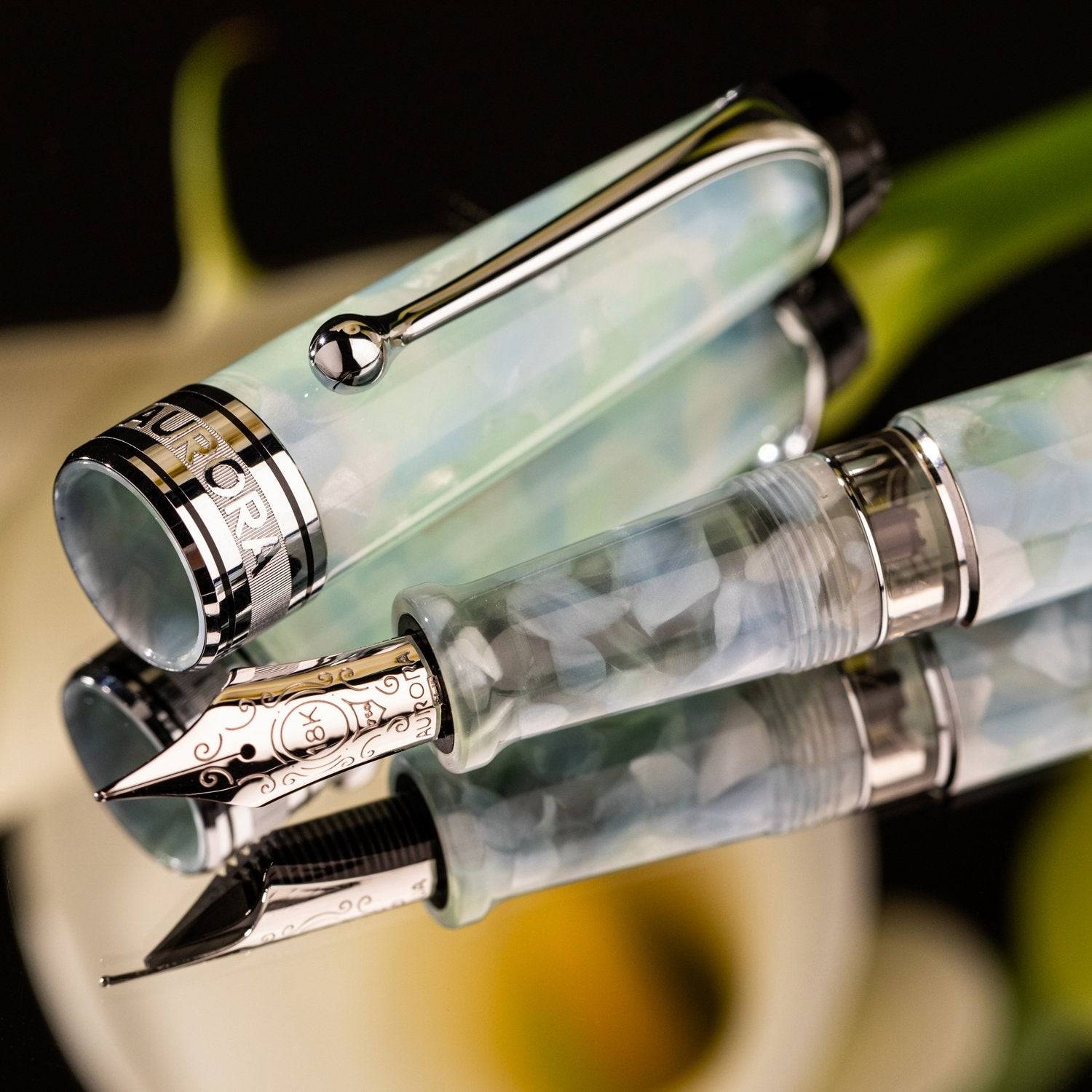 Aurora Optima Caleidoscopio Luce Verde CT Fountain Pen 996-CKV (Limited Edition)