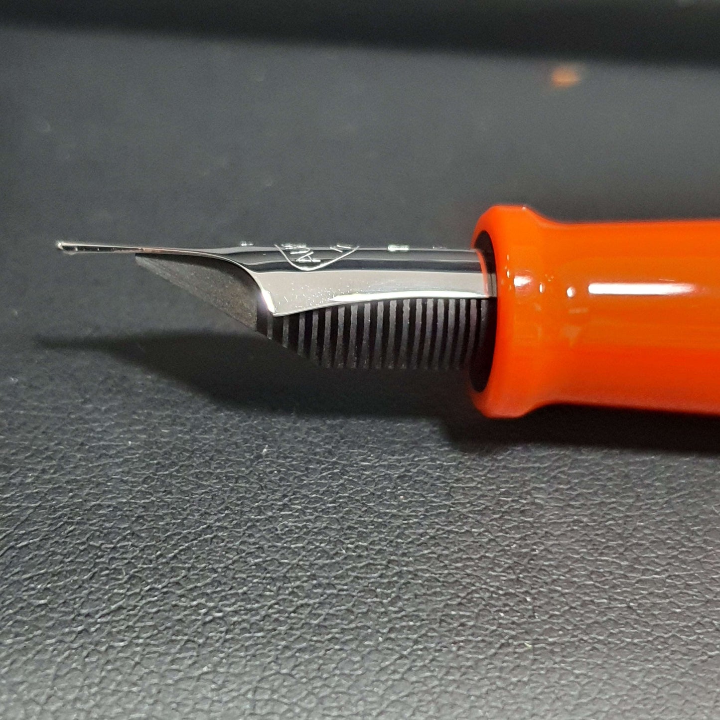 Aurora Optima Flex Orange Fountain Pen 997-OR (Limited Edition)