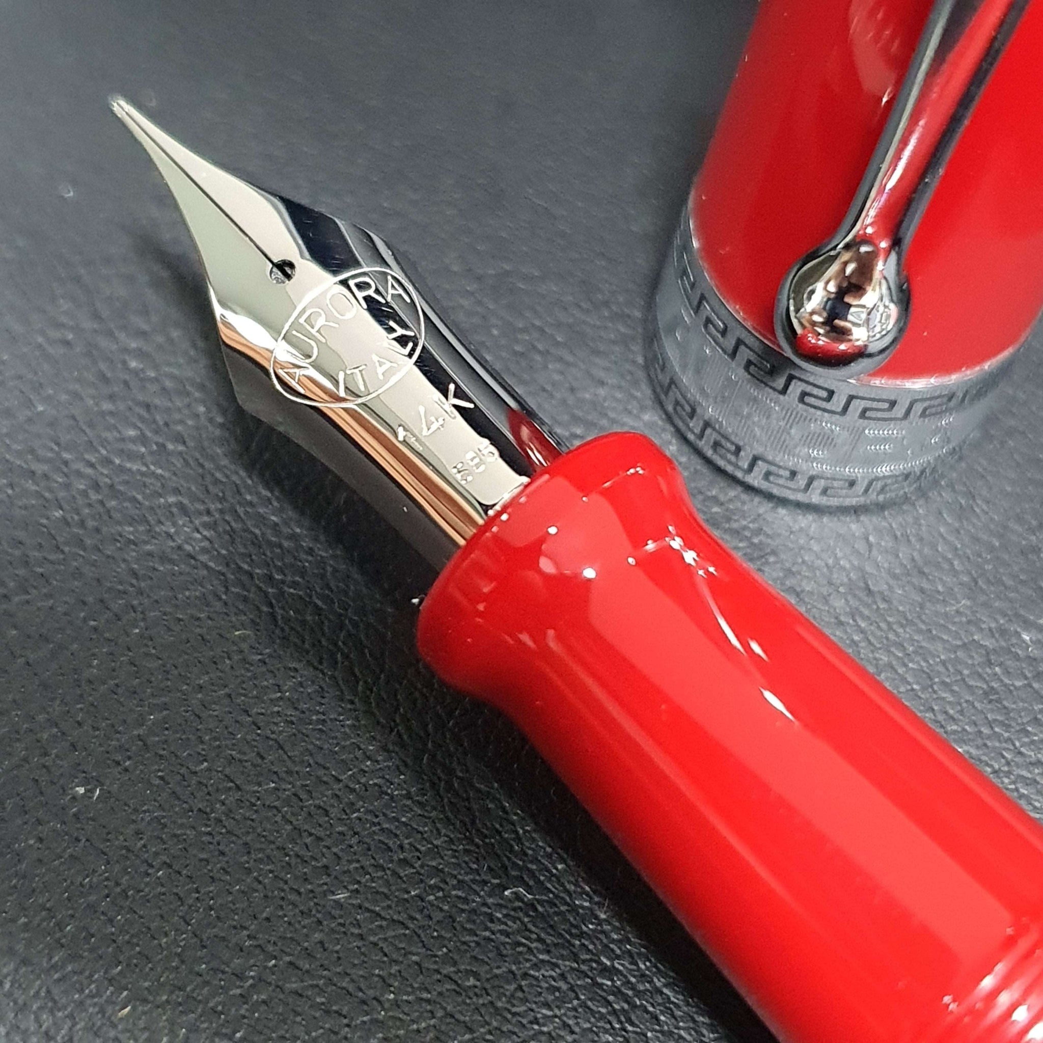 Aurora Optima Flex Red Fountain Pen 997-RO (Limited Edition)