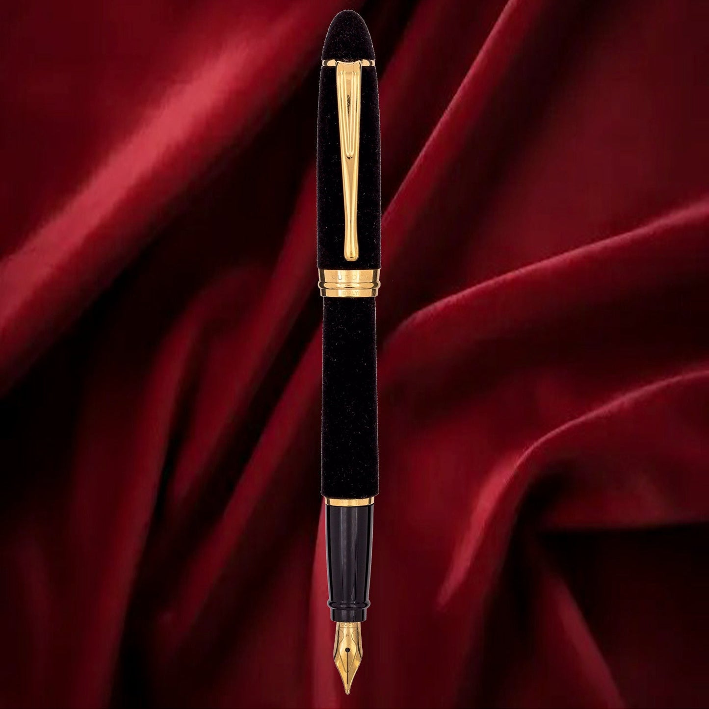 Aurora Ipsilon Velvet Black GT Fountain Pen
