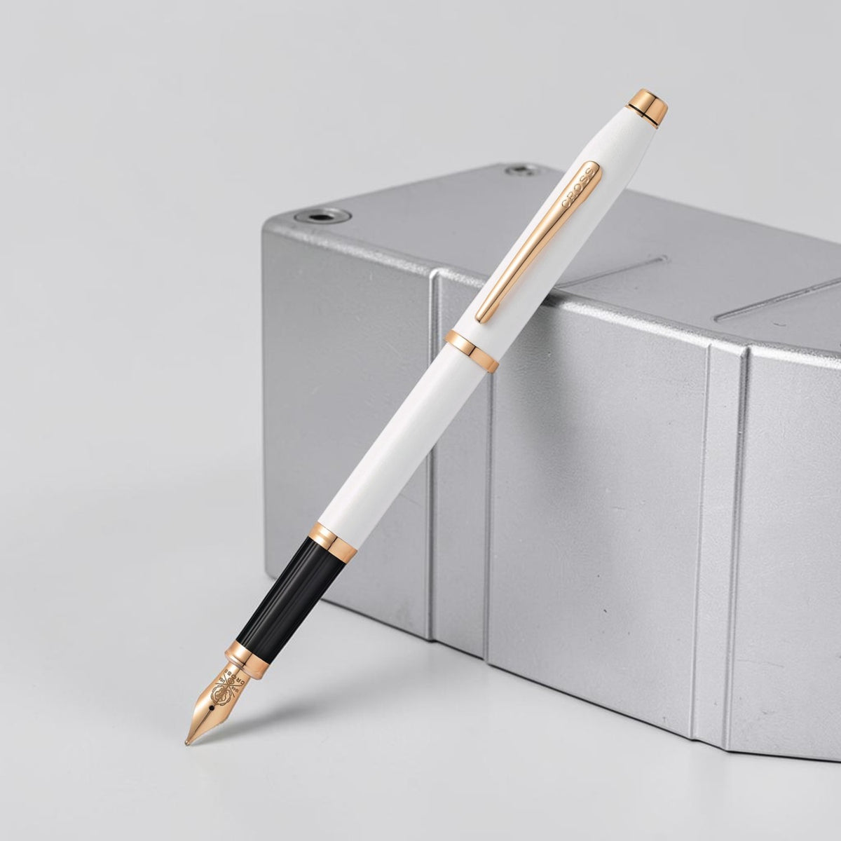 Cross Century II Pearlescent White Lacquer GT Fountain Pen
