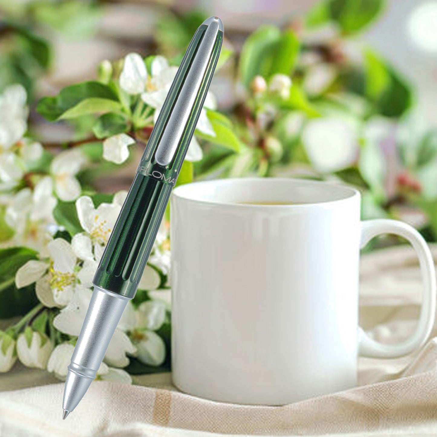 Diplomat Aero Evergreen Roller Ball Pen D40325030