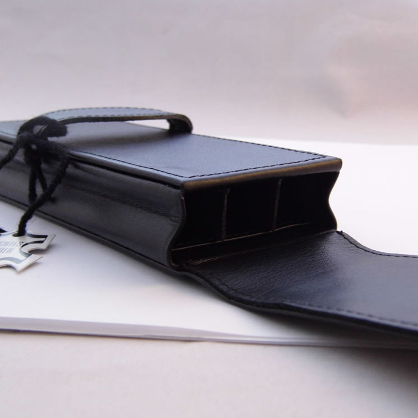 Diplomat Leather Three Pen Case (Black) D41000003