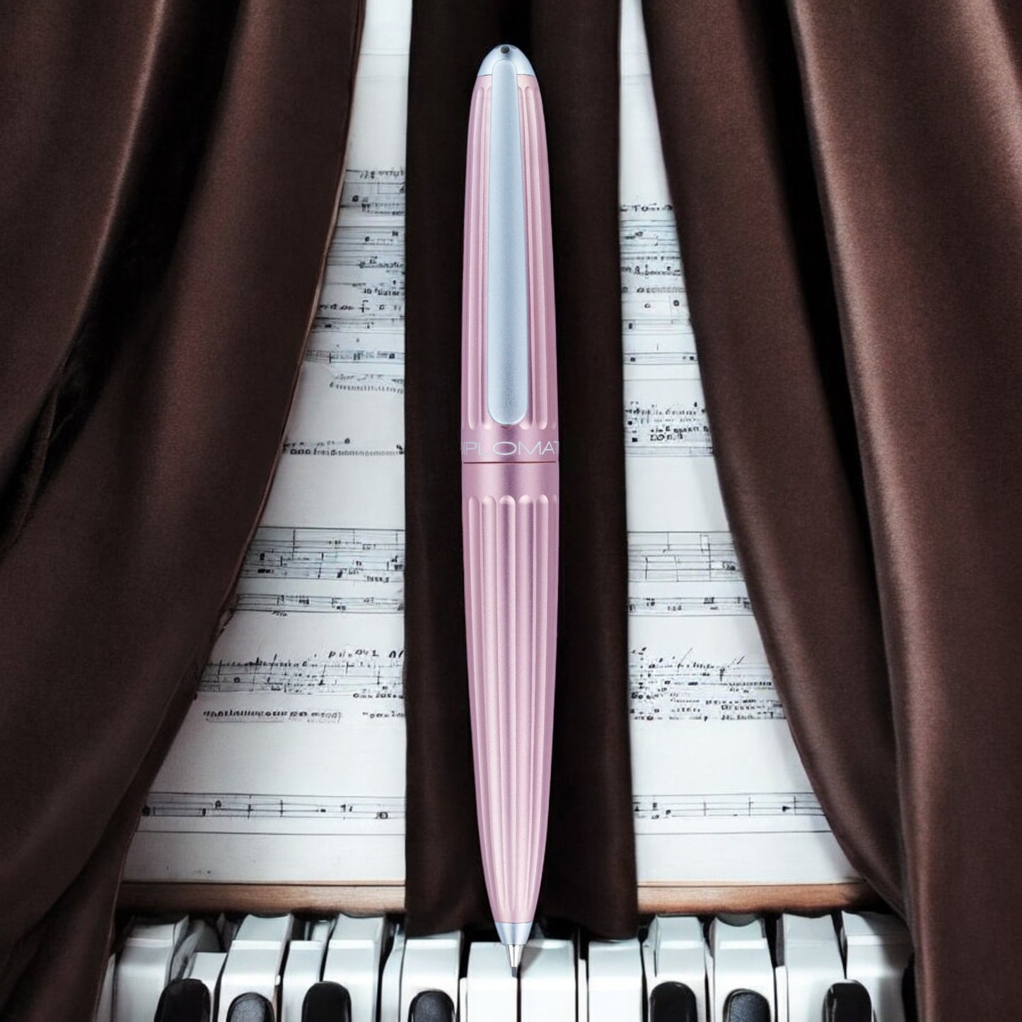 Diplomat Aero Antique Rose Mechanical Pencil (0.7MM) D40315050