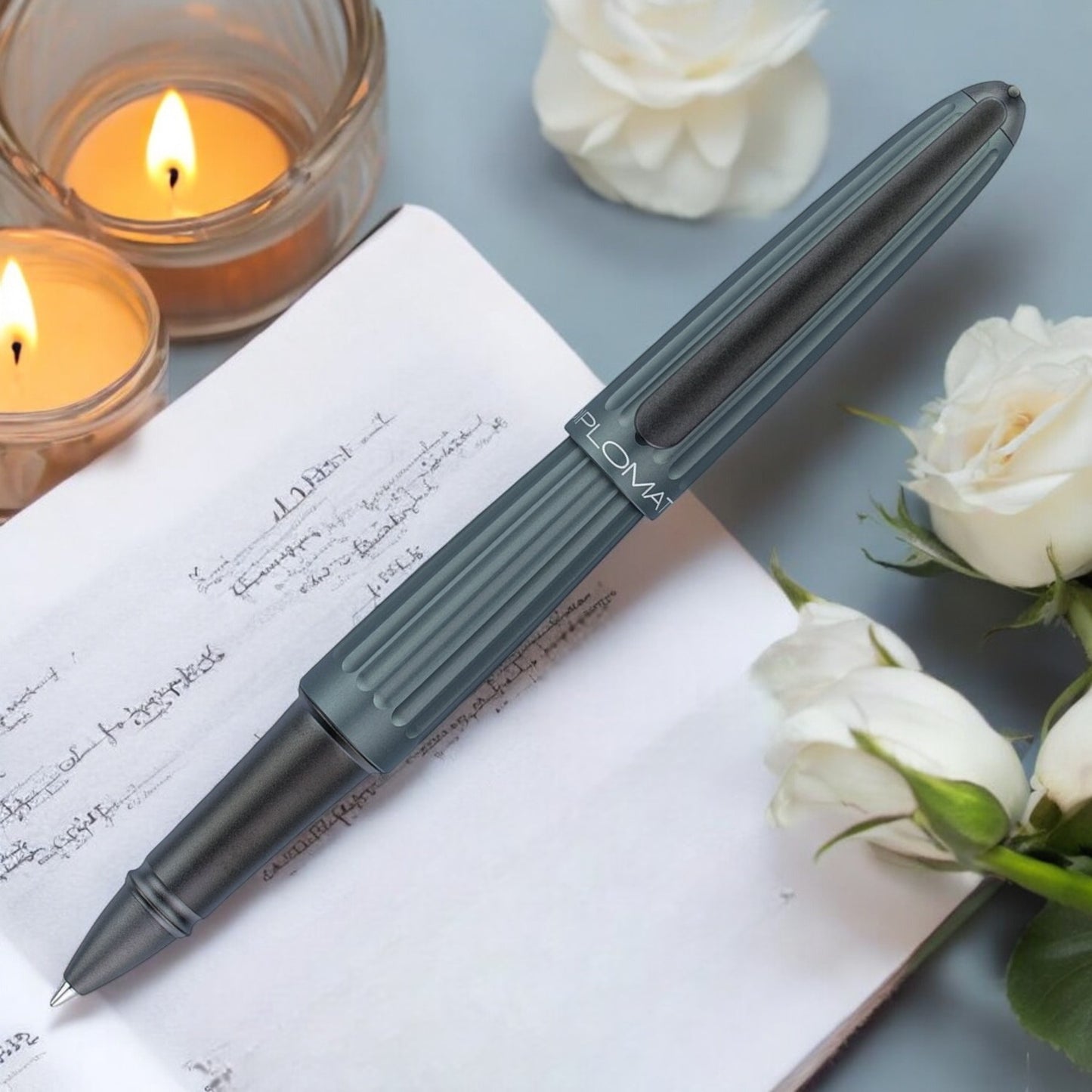 Diplomat Aero Grey Roller Ball Pen D40314030
