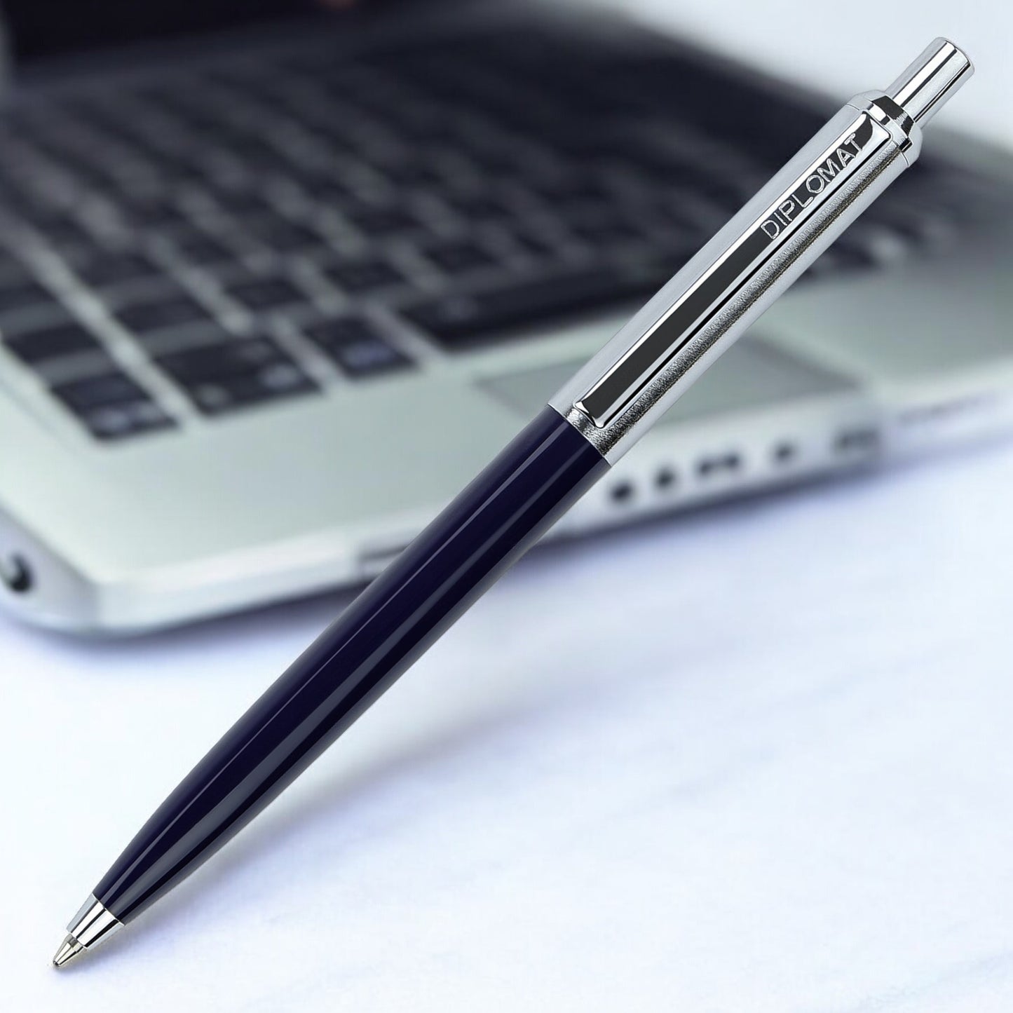 Diplomat Equipment Blue Ball Pen D10542991