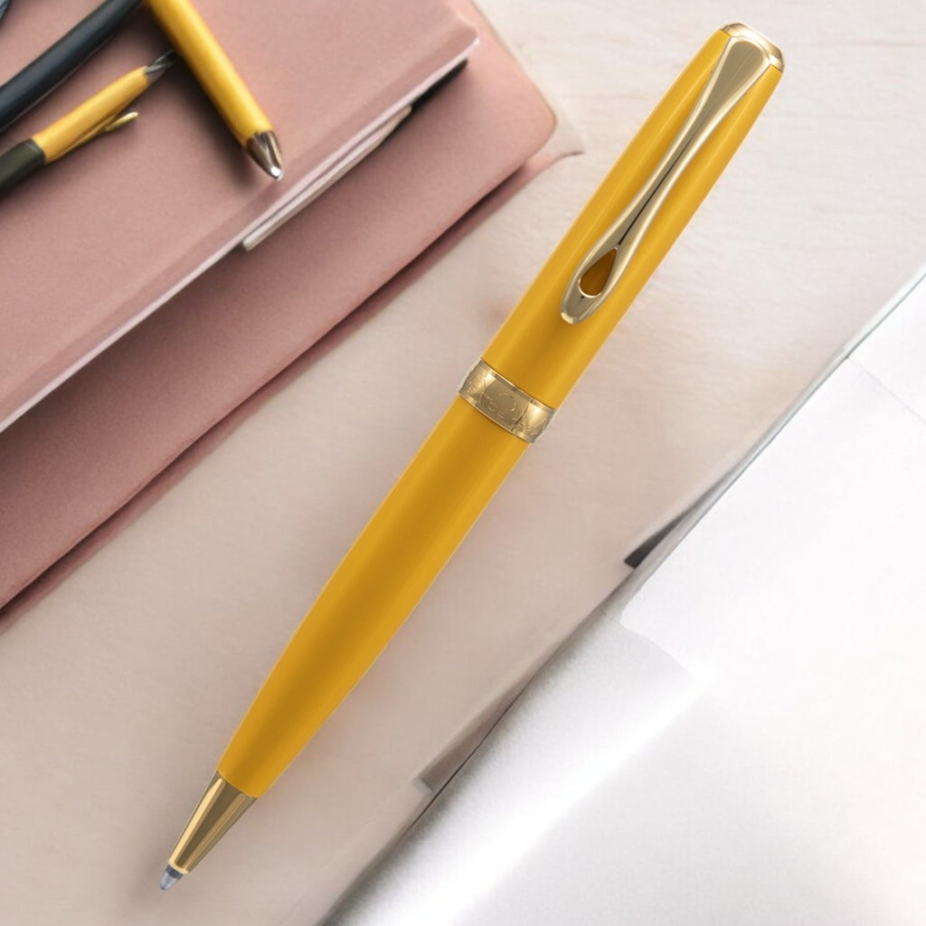 Diplomat Excellence A2 Yellow GT Ballpoint Pen D40223040