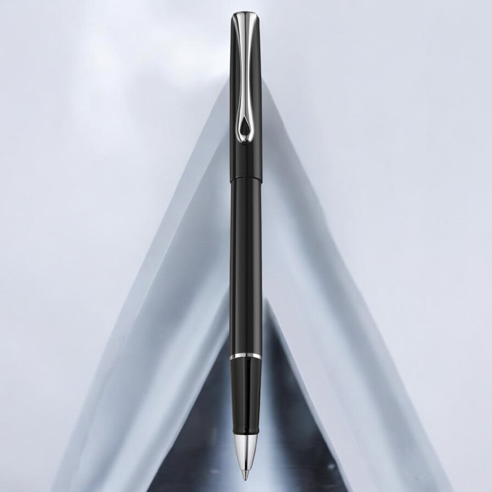 Diplomat Traveller Black Lacquer Roller Ball Pen D20000652