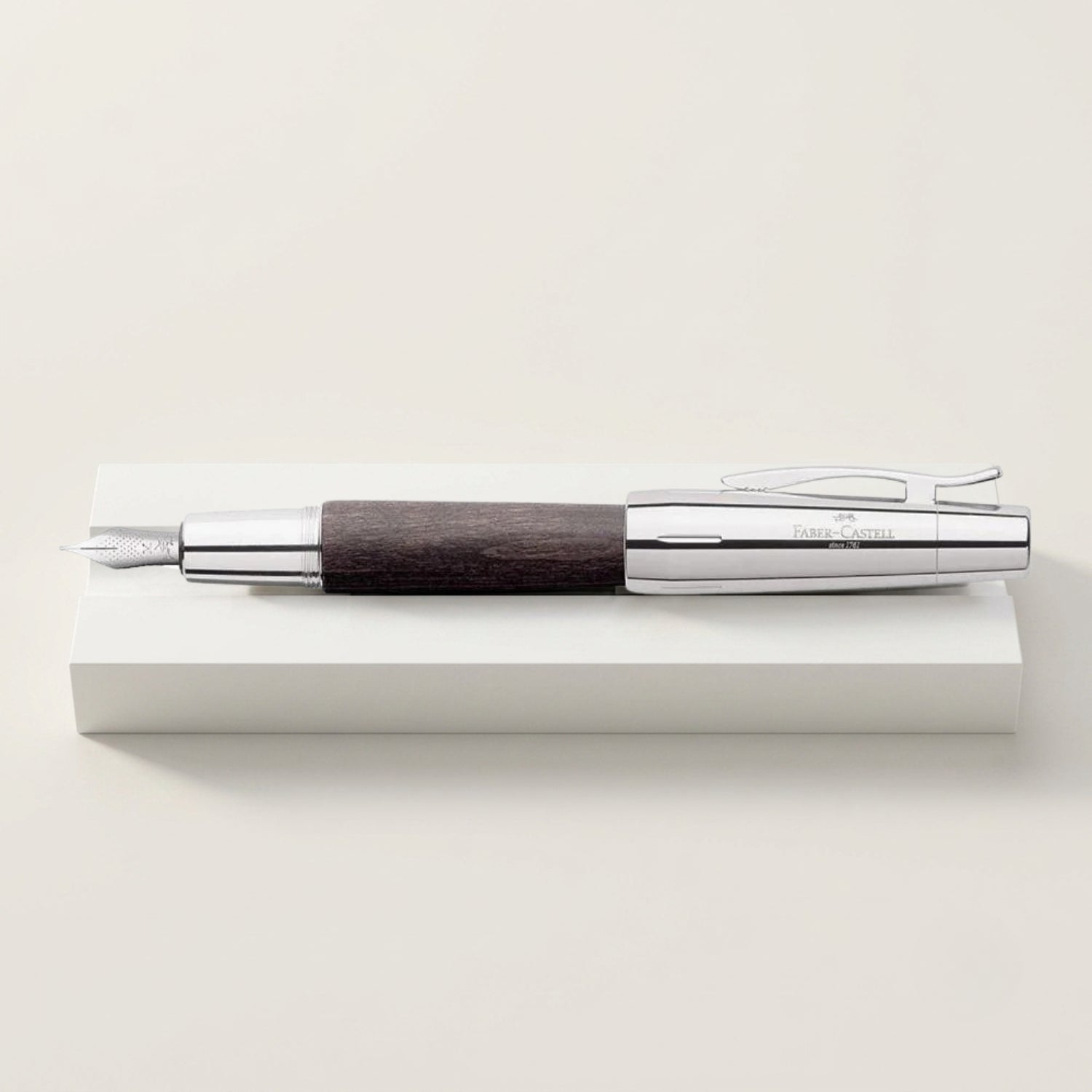 Faber-Castell Emotion Pearwood Black Fountain Pen
