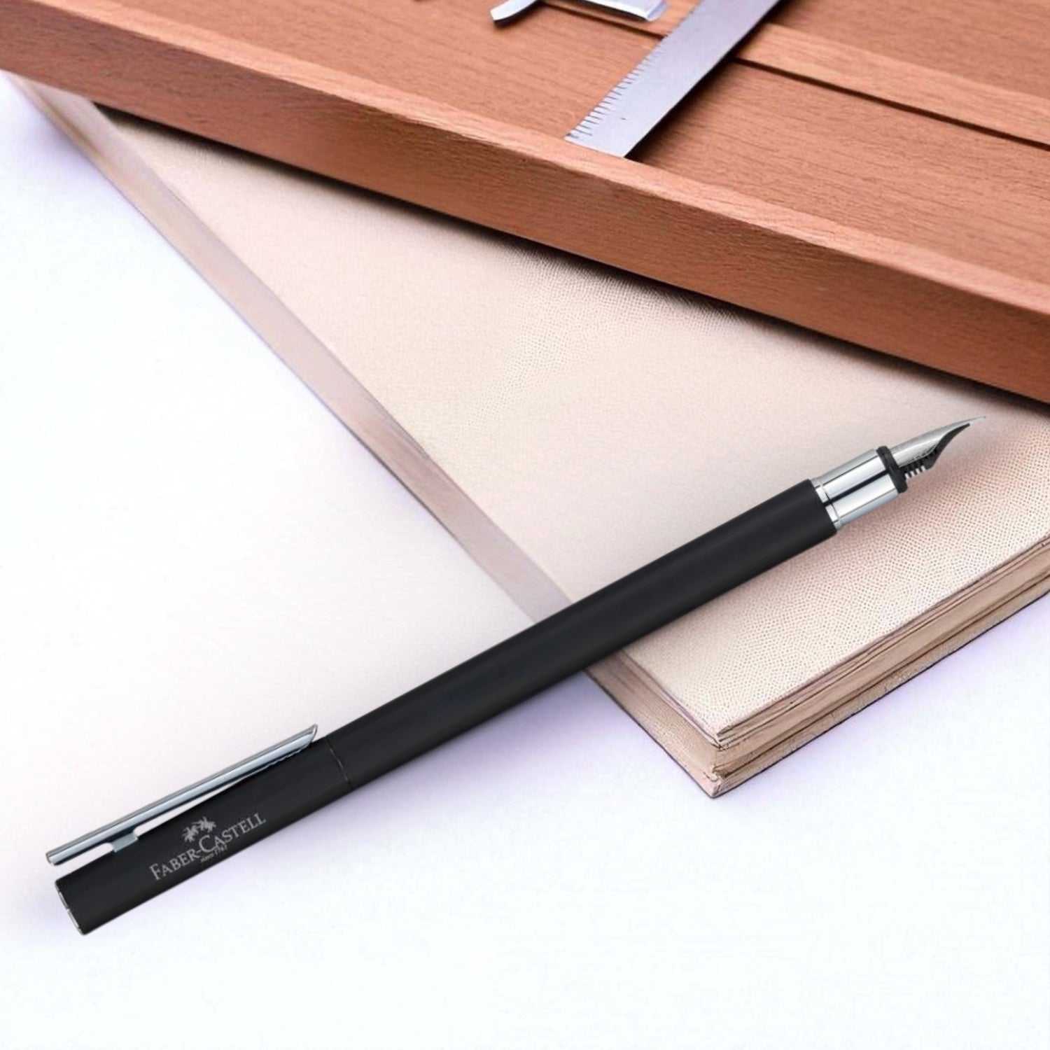 Faber-Castell Neo Slim Matt Black Shiny Fountain Pen