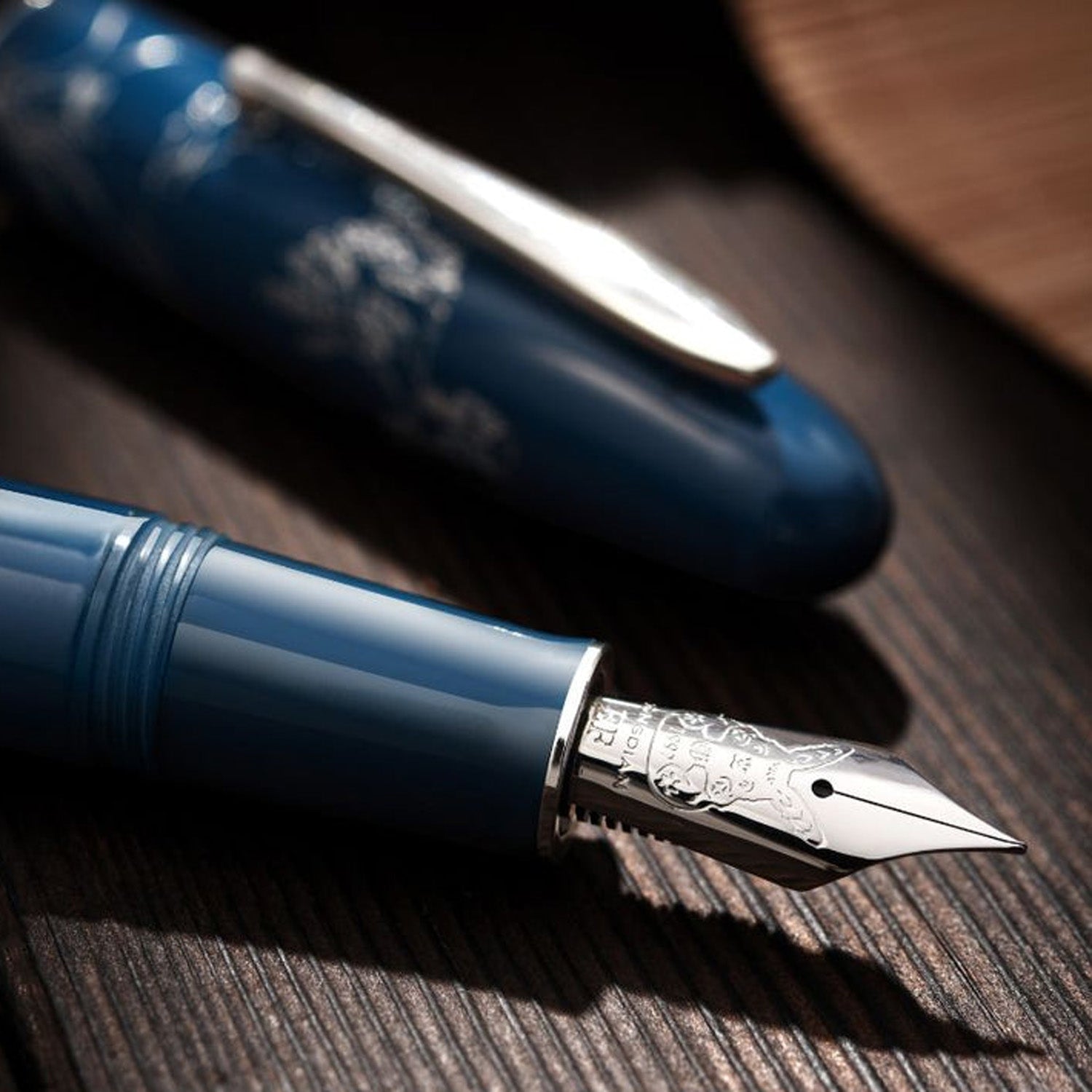 Hongdian N23 Blue CT Fountain Pen