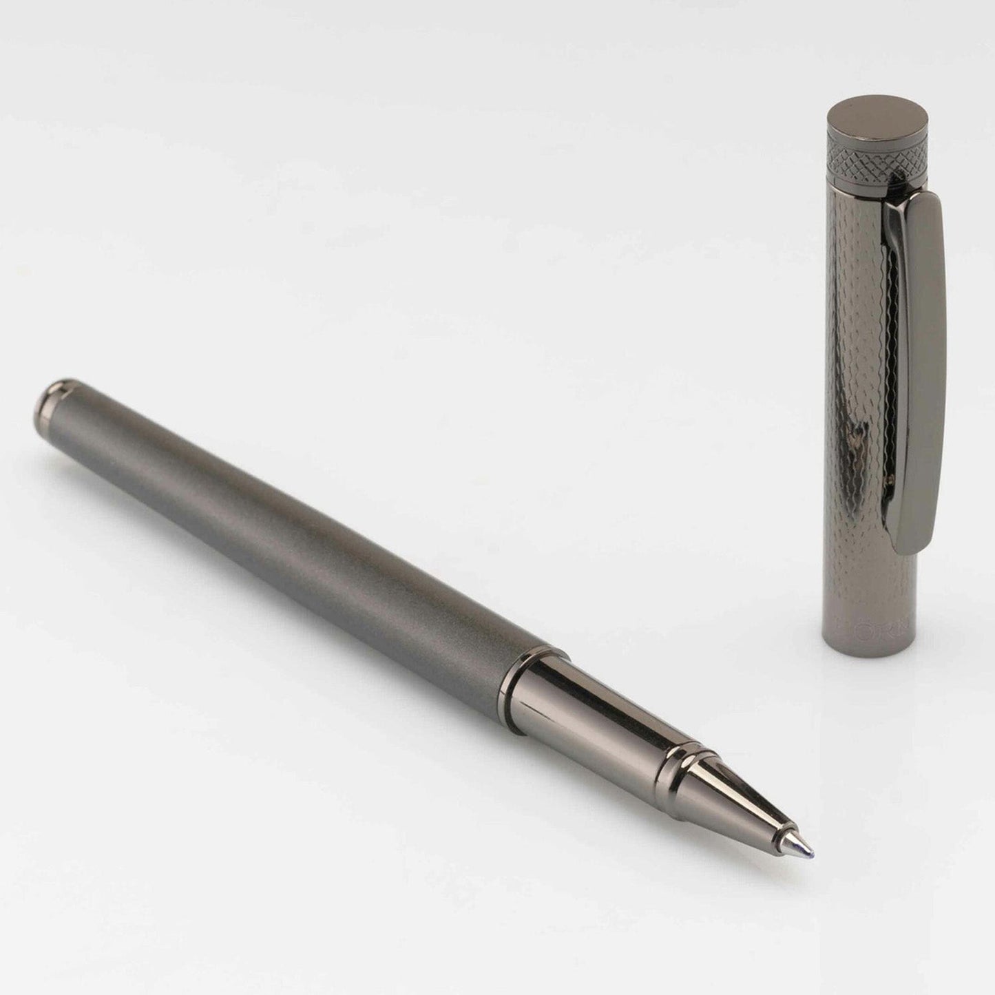 Horner Levio Gunmetal Grey RT Roller Ball Pen 1015