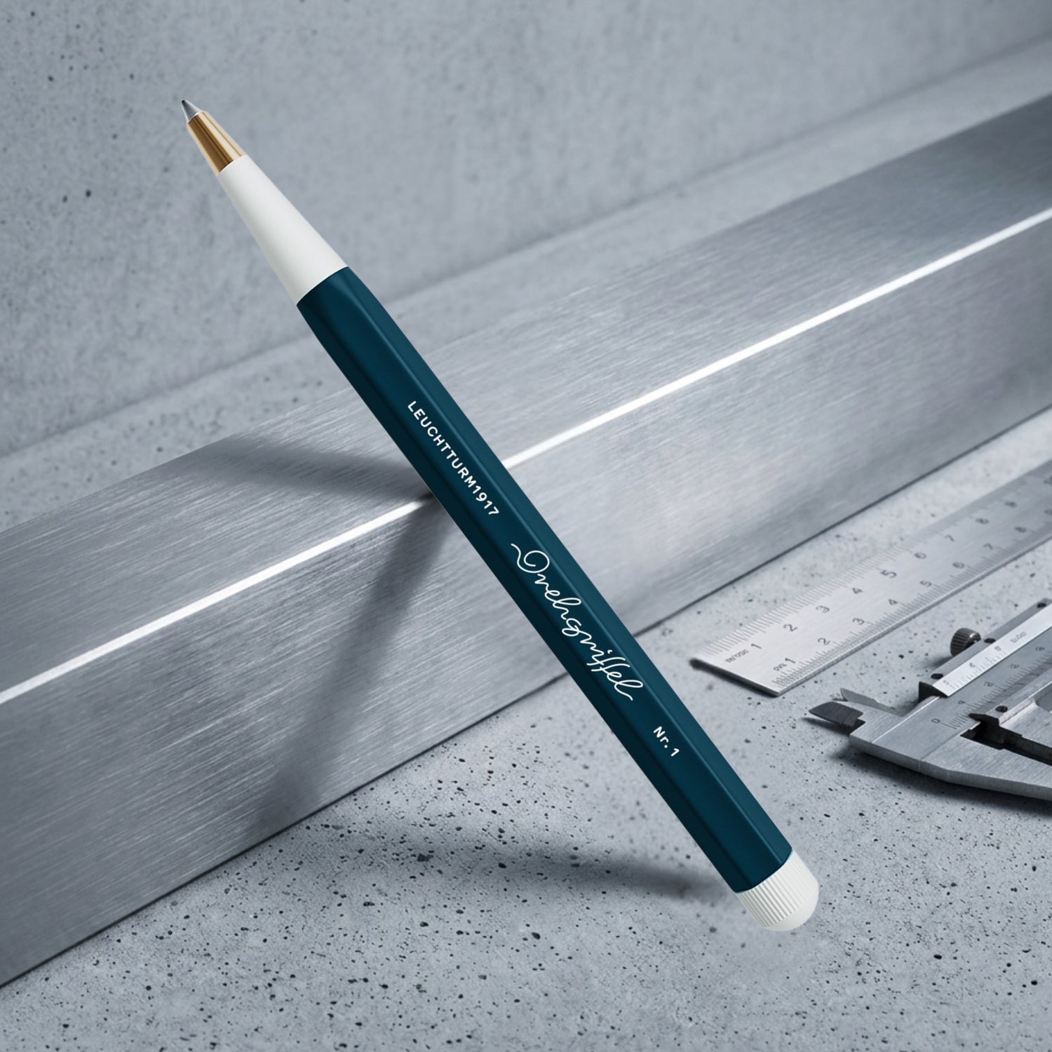 Leuchtturm1917 Drehgriffel Nr. 1 Deep Sea Ballpoint Pen 372214