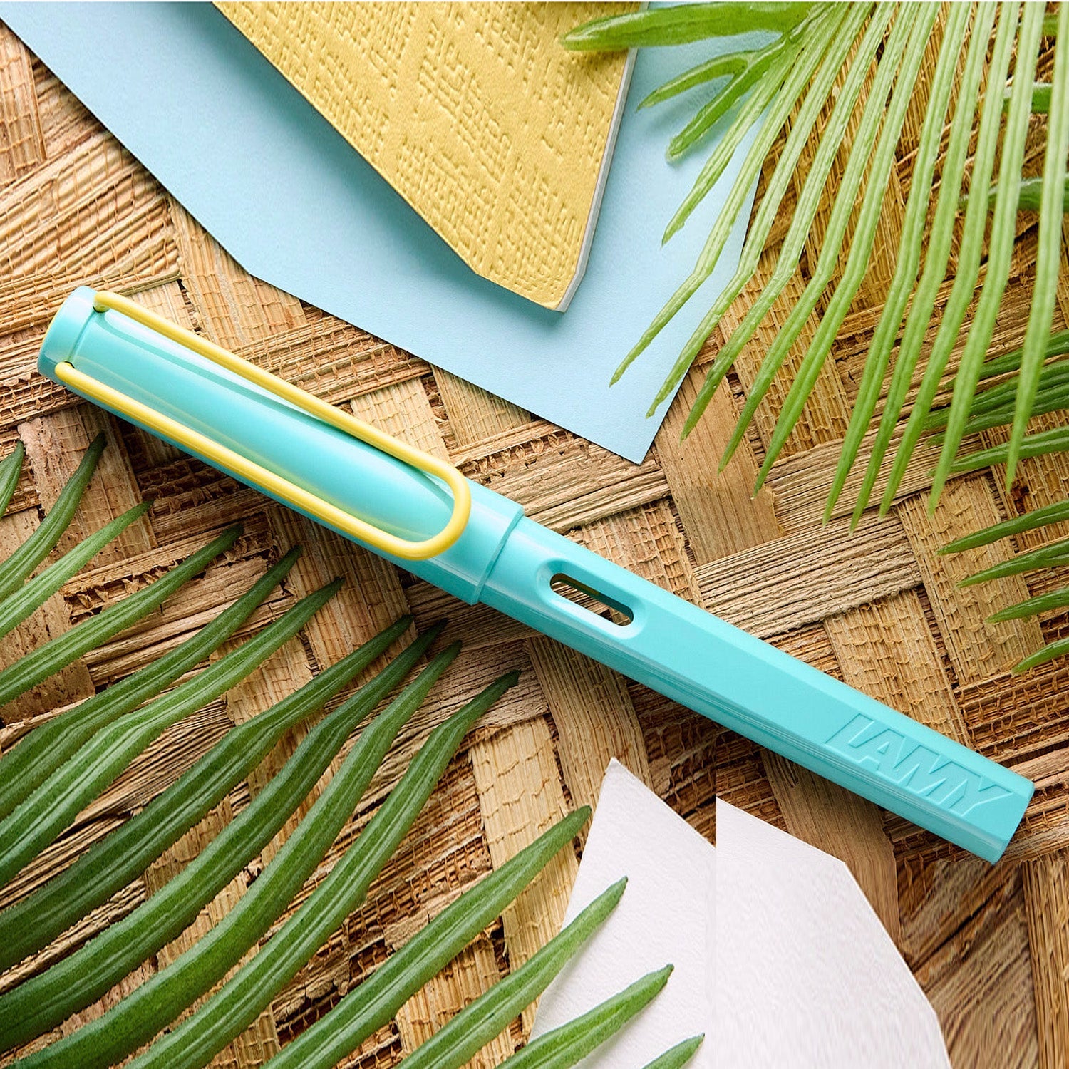 Pelikan Füllhalter Pina Colada blau-metallic Pelikan Füllhalter Pina Colada blau-metallic