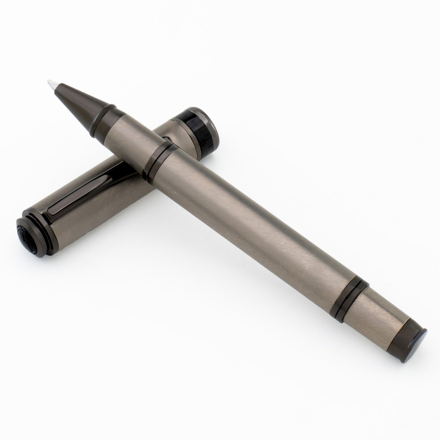 Monteverde Innova TI Titanium PVD Roller Ball Pen MV47008 (Limited Edition)