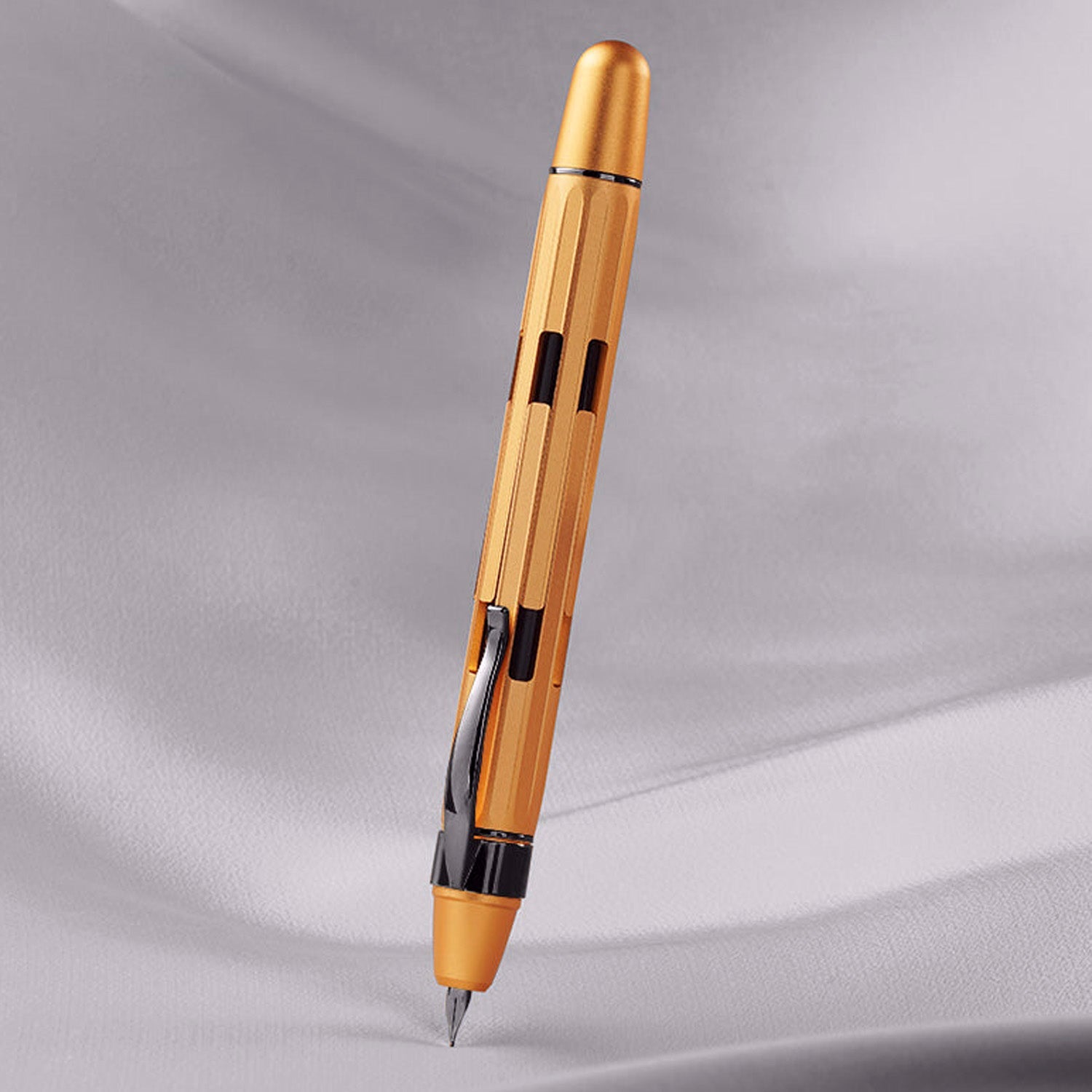 Nahvalur Eclipse Electrum Fountain Pen