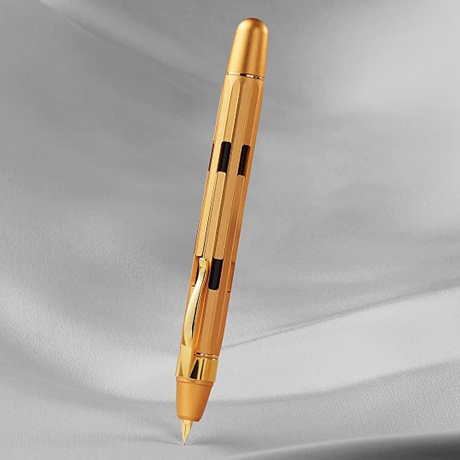 Nahvalur Eclipse Pure Gold GT Fountain Pen