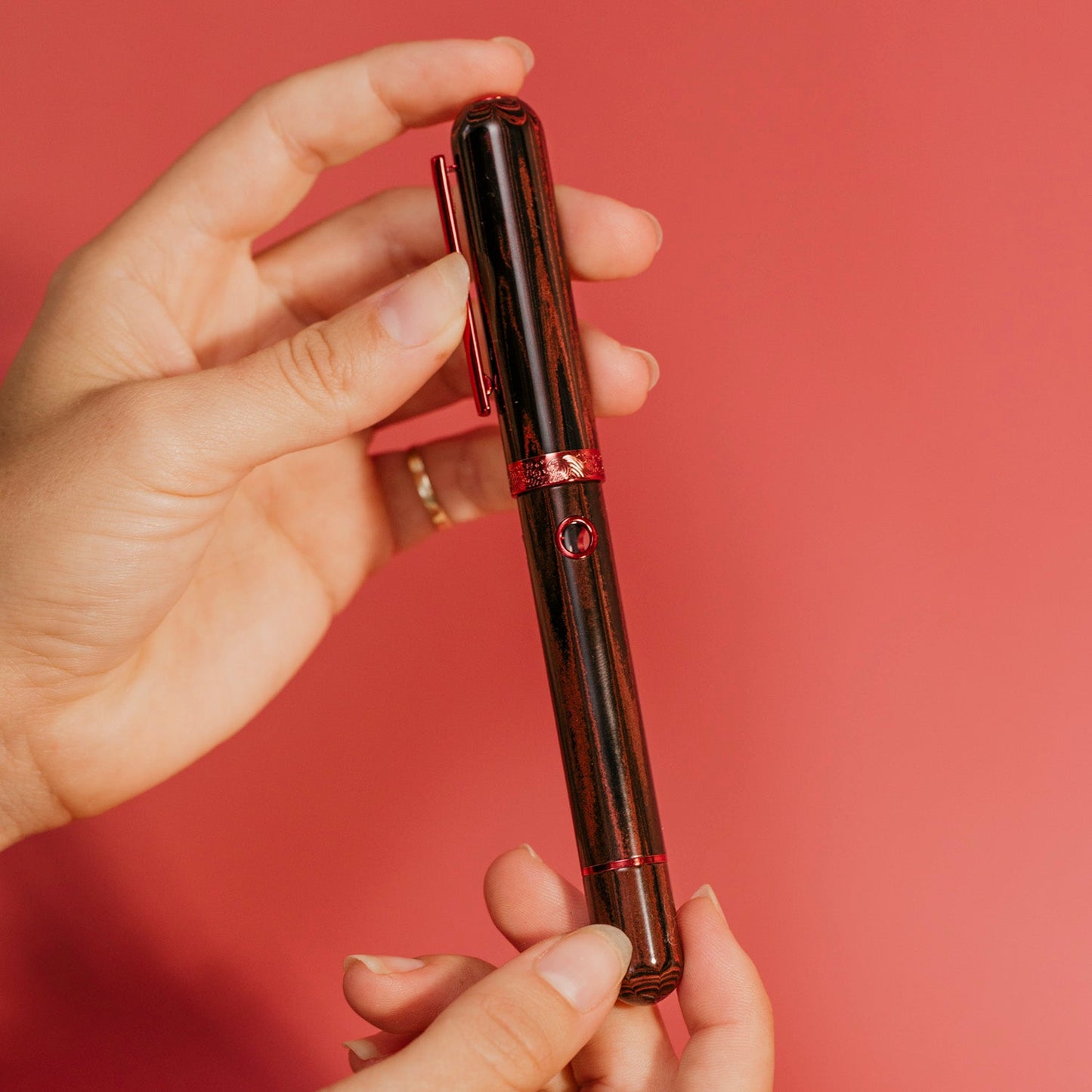 Nahvalur Nautilus Ruby Koi Fountain Pen (Limited Edition)