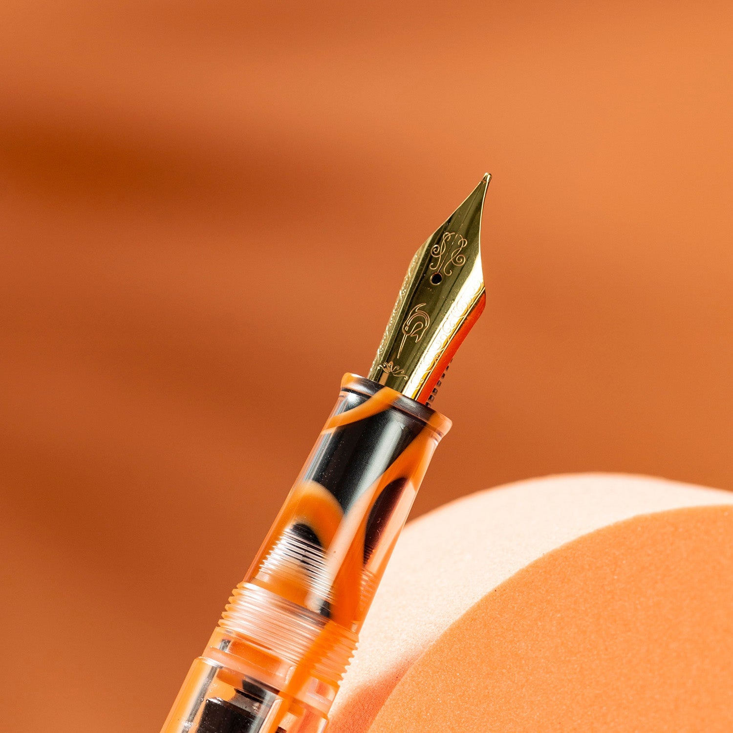 Nahvalur Original Plus Garibaldi Orange GT Fountain Pen