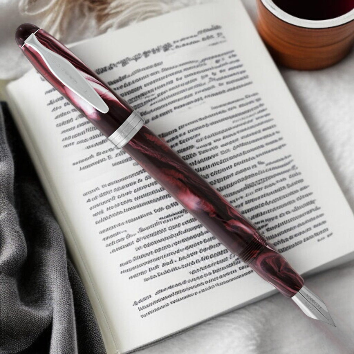 Noodler's Ahab Vulcans Coral CT Fountain Pen