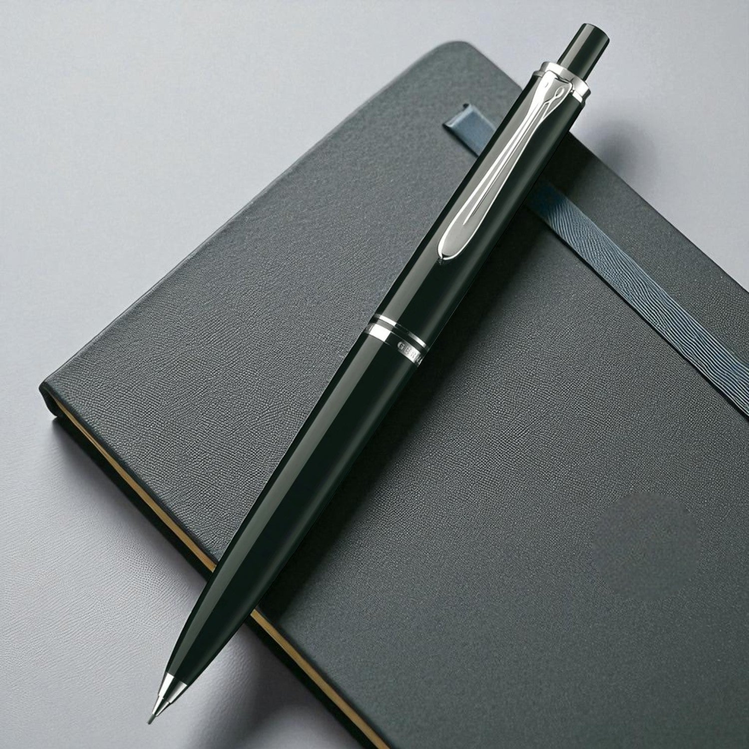 Pelikan Souveran D405 Black Mechanical Pencil (0.7 MM) 926287