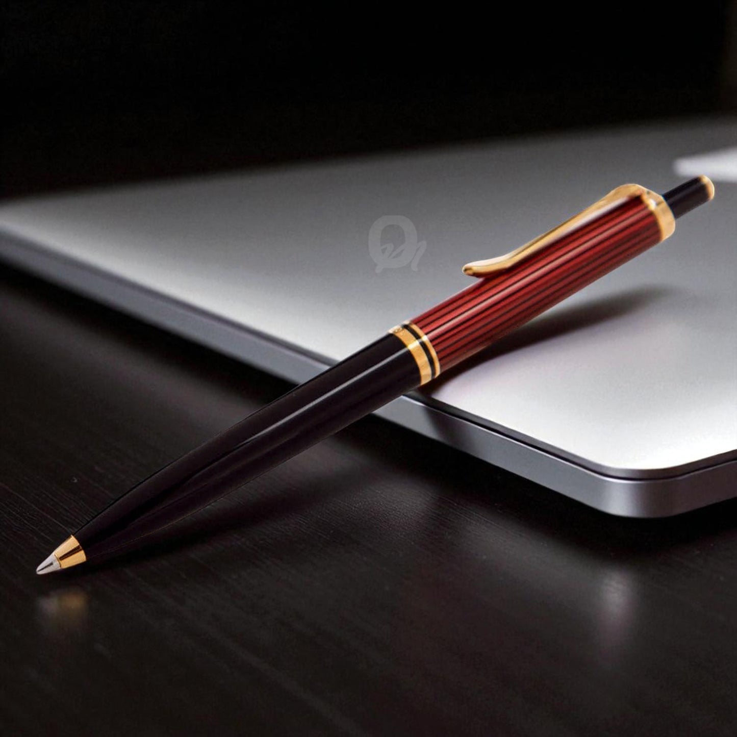 Pelikan Souveran K400 Black/Red Ballpoint Pen 925289
