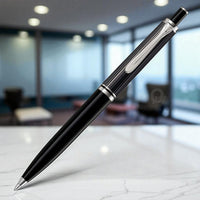 Stresemann Anthracite