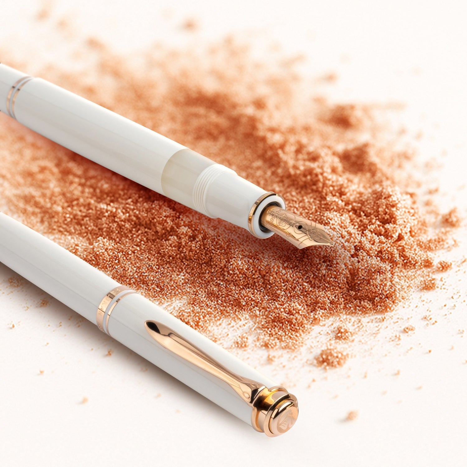 Pelikan Souveran M600 White Rose Gold Fountain Pen (Special Edition)