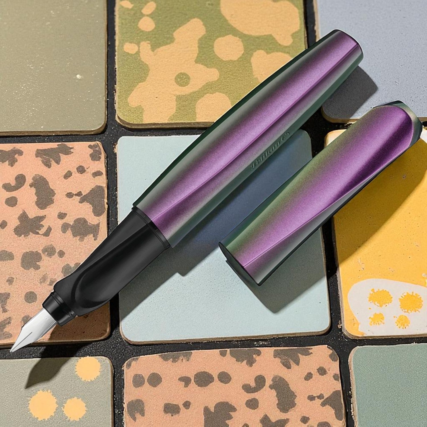 Pelikan Twist P457 Fountain Pen (Shine Mystic)