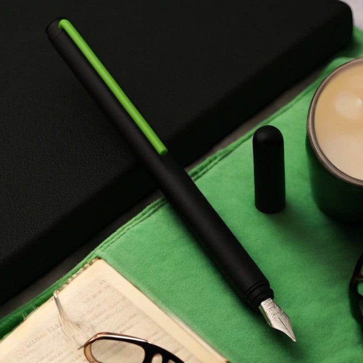Pininfarina Segno Grafeex Green PVD Fountain Pen