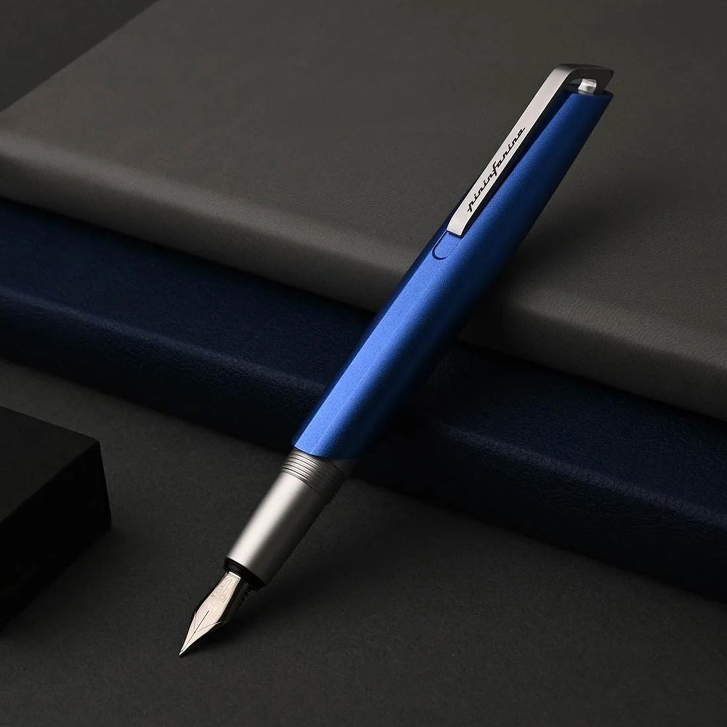 Pininfarina Segno Pf Go Blue PVD Fountain Pen