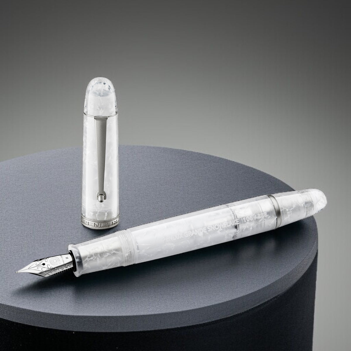 Penlux Masterpiece Grande Great Natural Snowflake CT Fountain Pen
