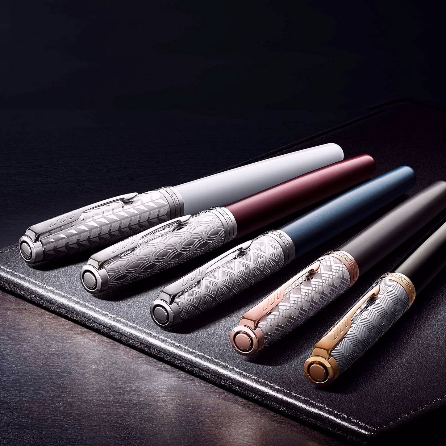 Parker Premium Sonnet Metal & Black Lacquer GT Fountain Pen