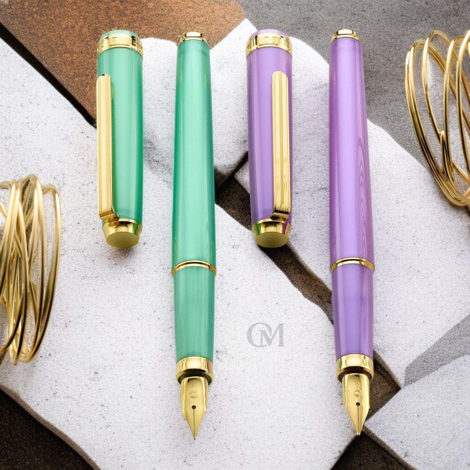 Platinum Biso Sparkle Mint Green GT Fountain Pen (Limited Edition)