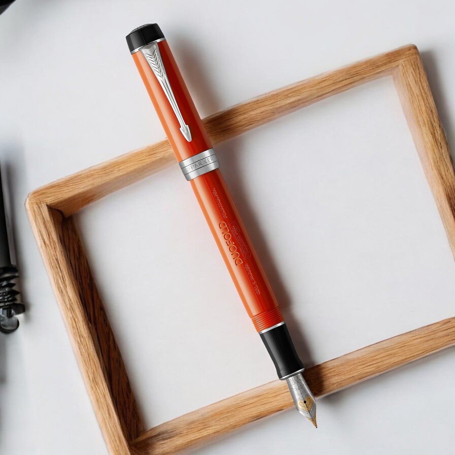 Parker Duofold Classic Big Red CT Fountain Pen | USA | Onlinemantra.in