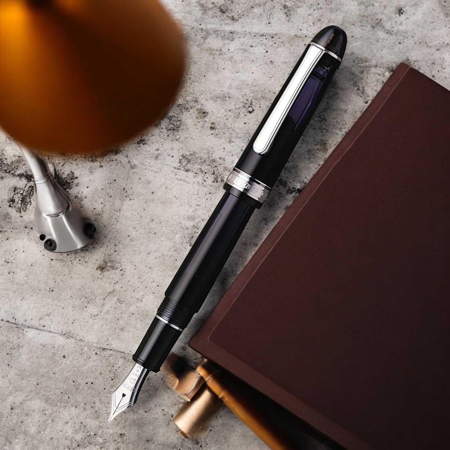 Platinum #3776 Century Black Diamond ST Fountain Pen PNB15000CR7