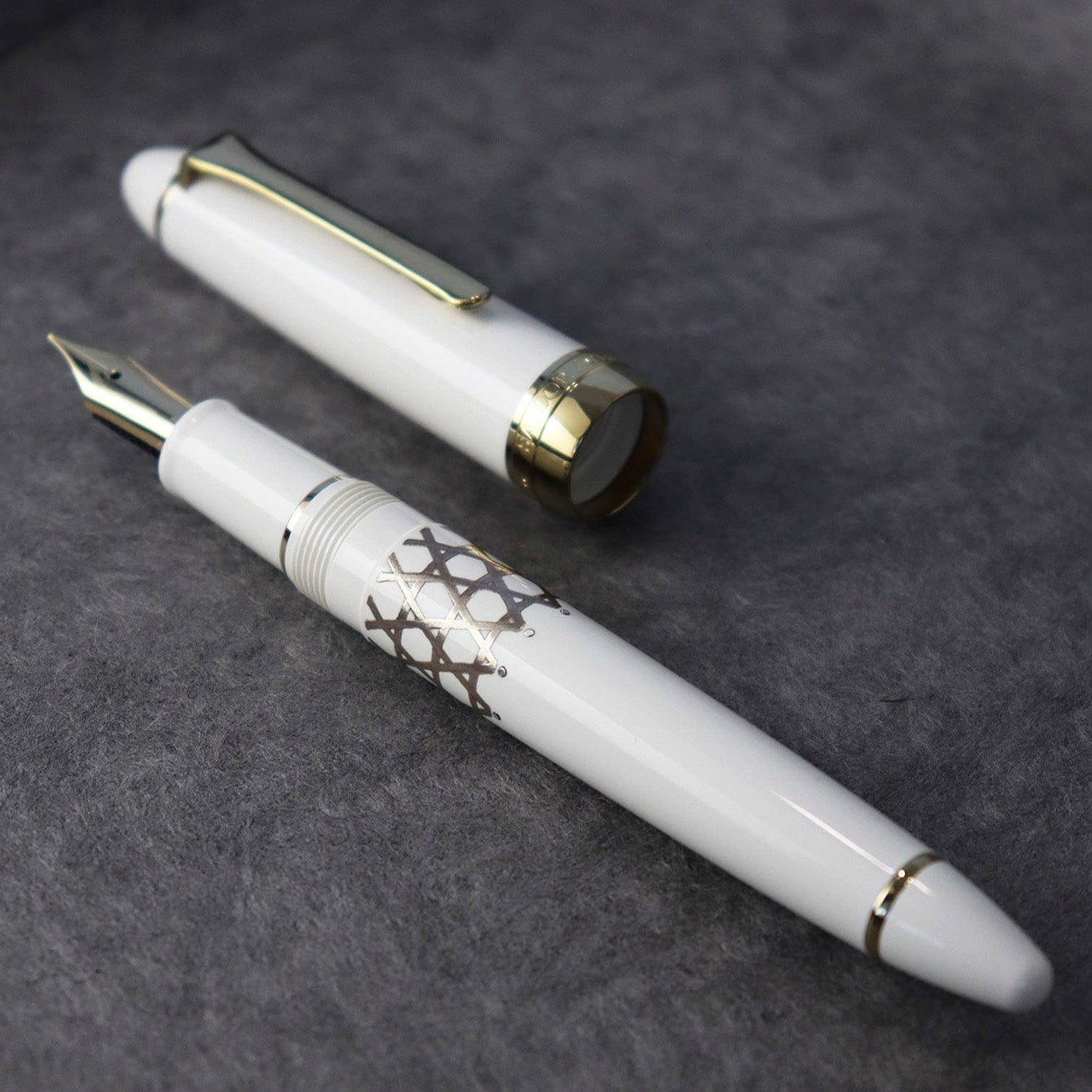 Sailor Classic Ko Bamboo Mesh White Fountain Pen