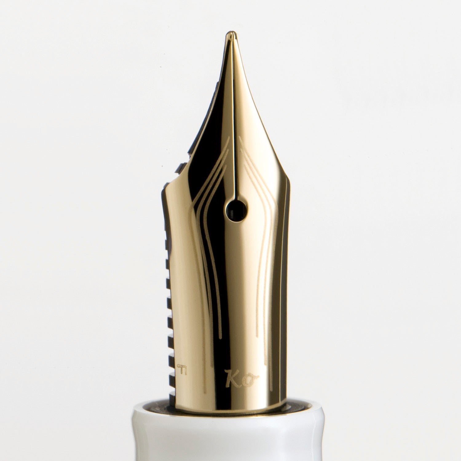 Sailor Classic Ko Bamboo Mesh White Fountain Pen