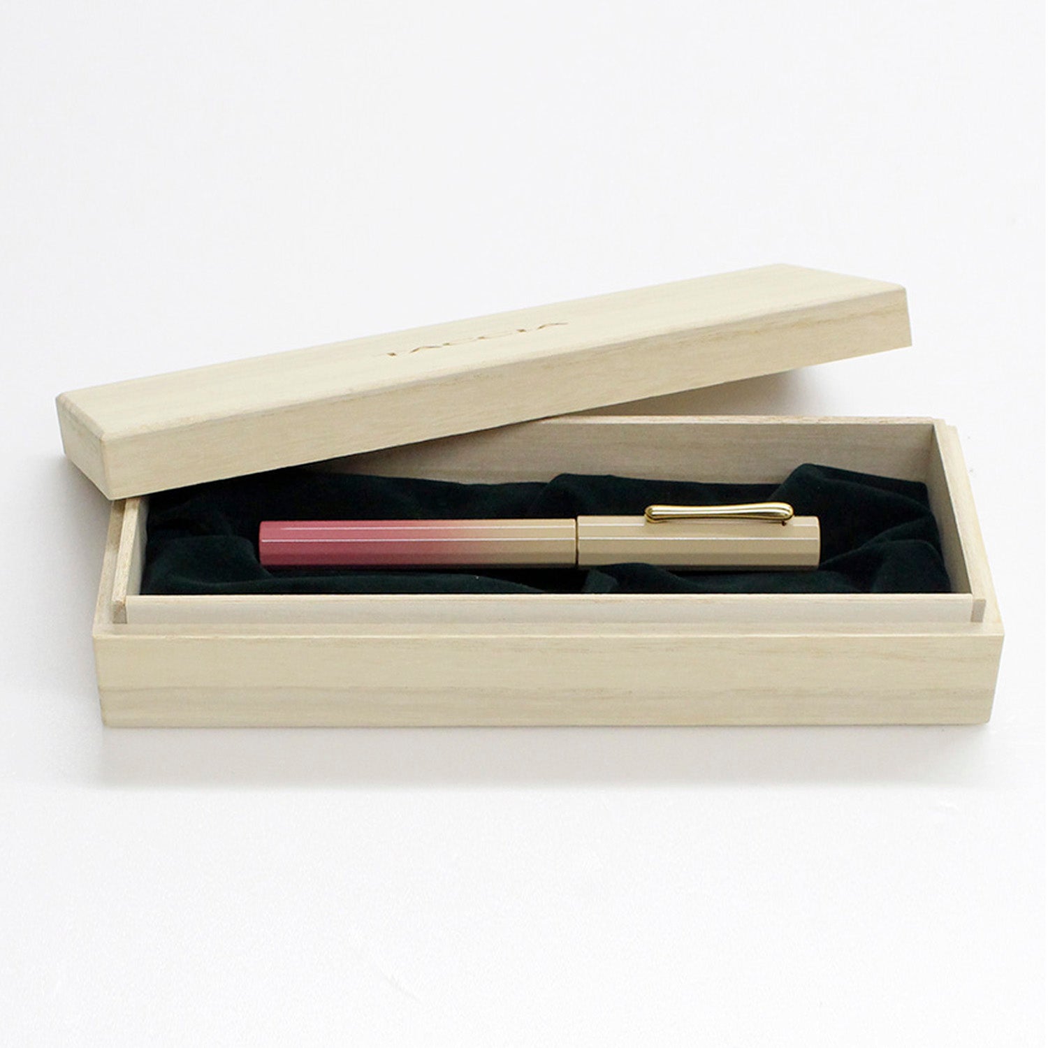 Taccia Iro Joukei April Fountain Pen (Limited Edition)