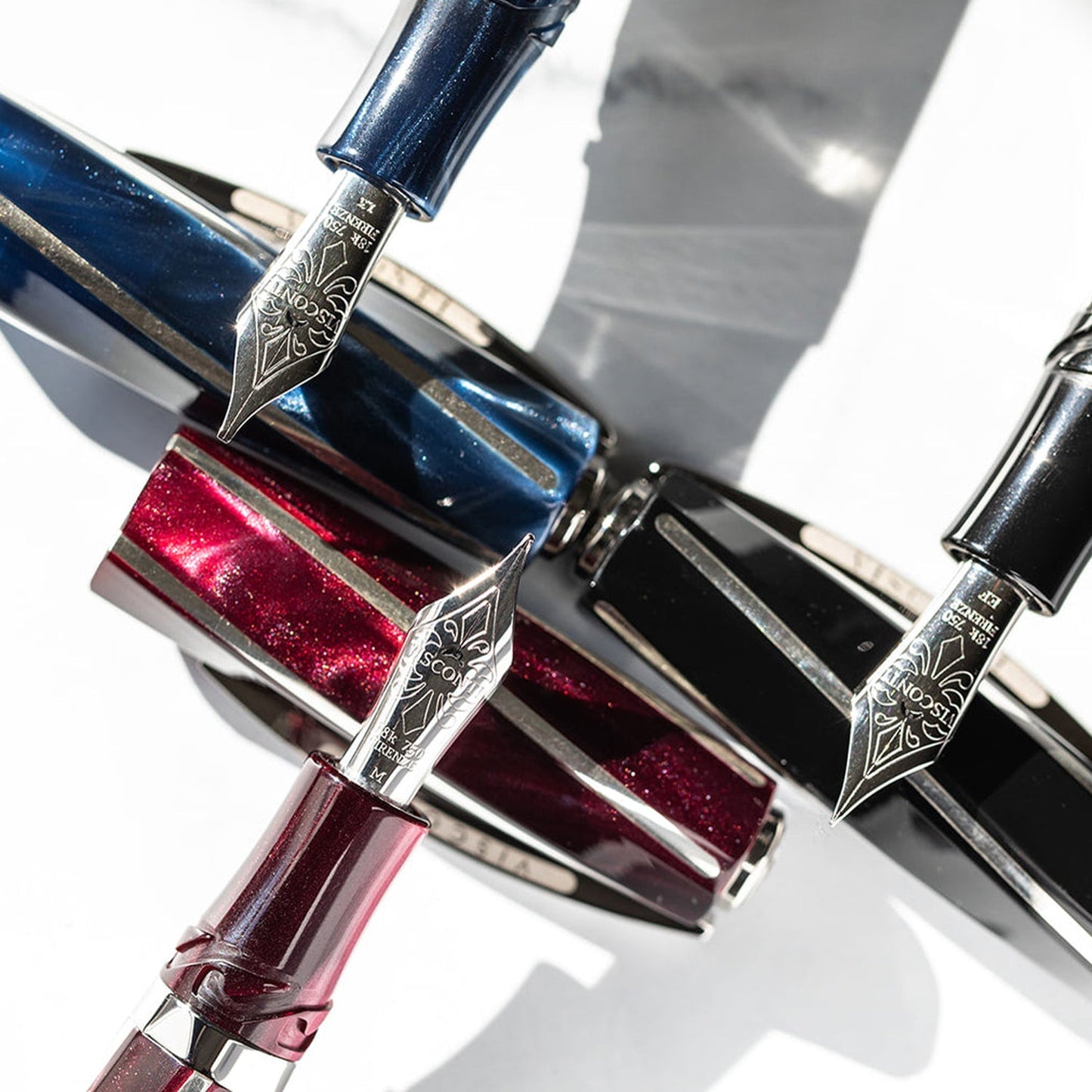 Visconti Divina Elegance Black CT Fountain Pen