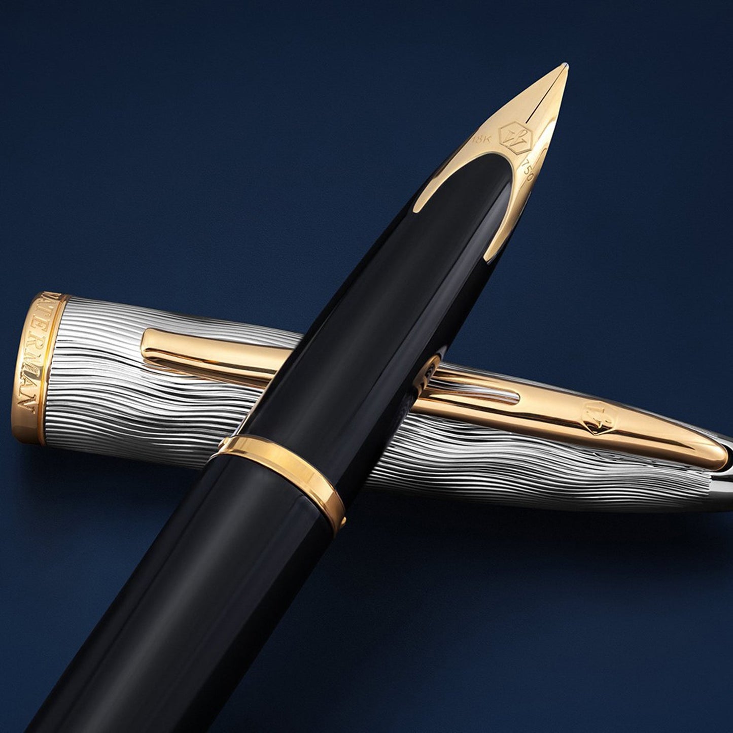 Waterman Carene Reflections Of Paris Deluxe Black GT Fountain Pen