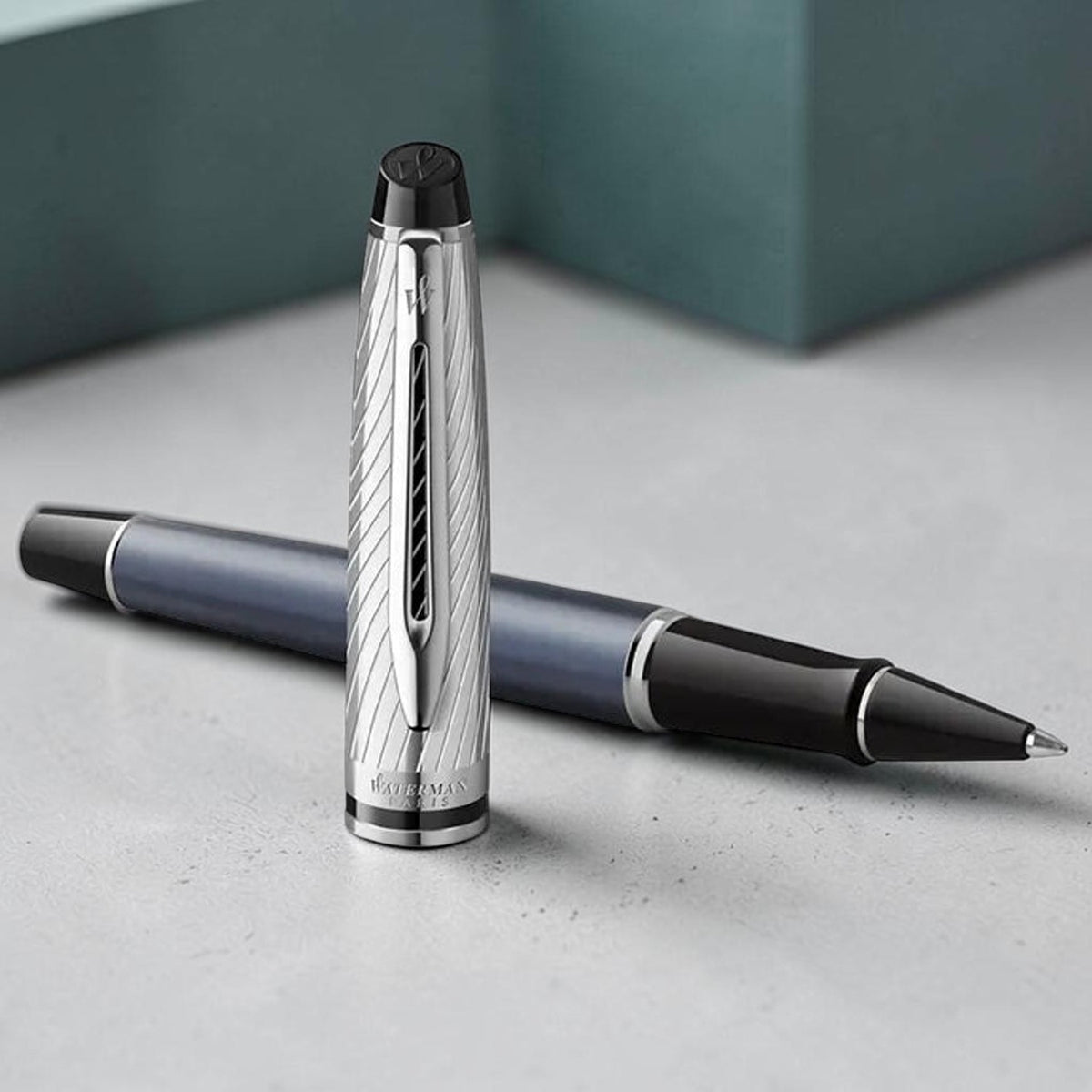 Waterman Expert Metallic Stone Deluxe Blue CT Roller Ball Pen 9000040721