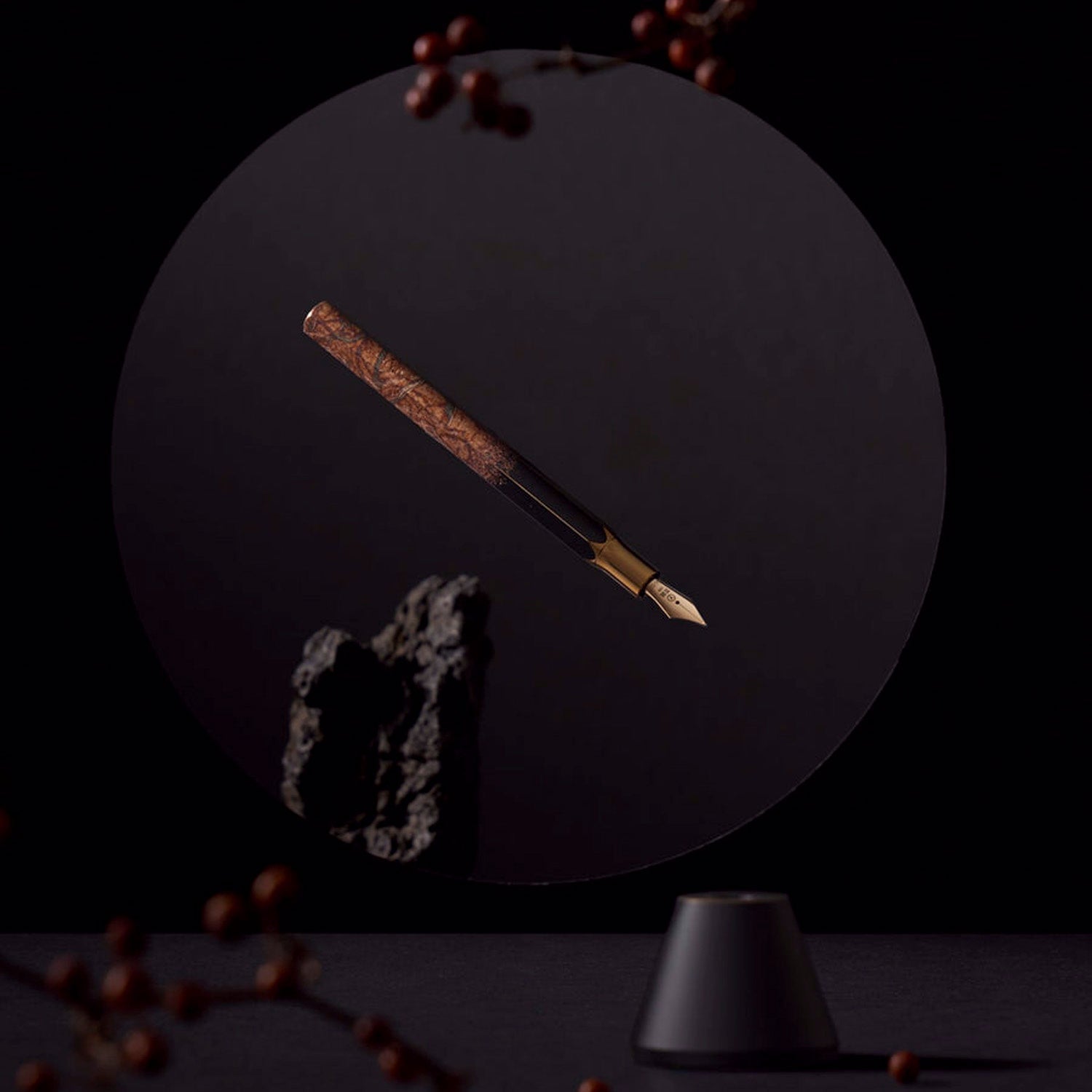 Ystudio Classic Renaissance Yakihaku Desk Fountain Pen (Limited Edition)