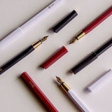Ystudio Resin Black Fountain Pen