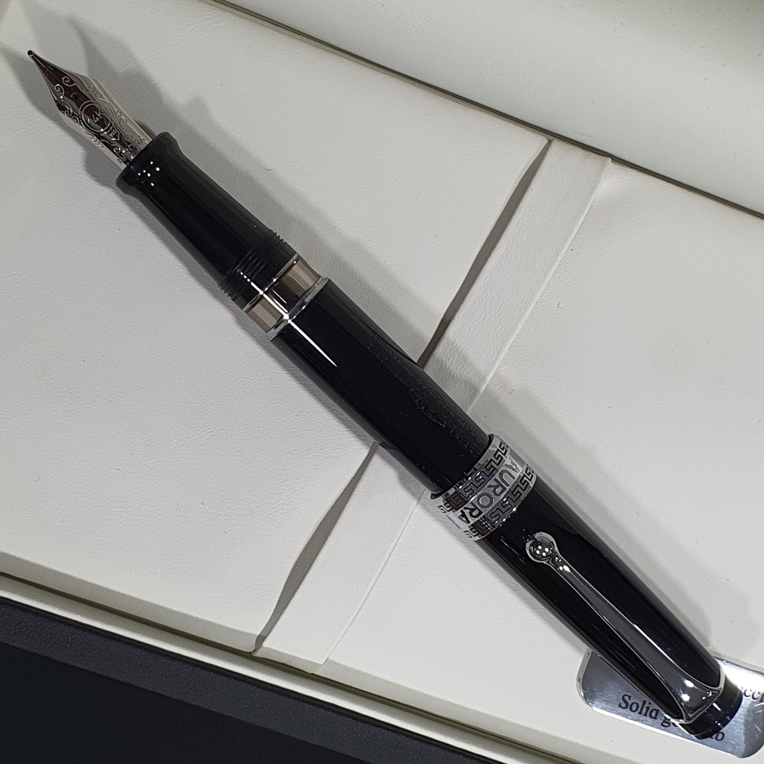 Aurora Optima Black 14K Gold CT Fountain Pen